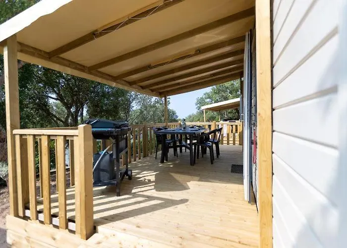 Le Damier Pianottoli-Caldarello (Corsica)