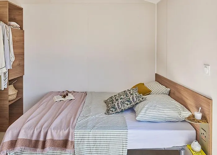 Camping Le Damier Pianottoli-Caldarello (Corsica)